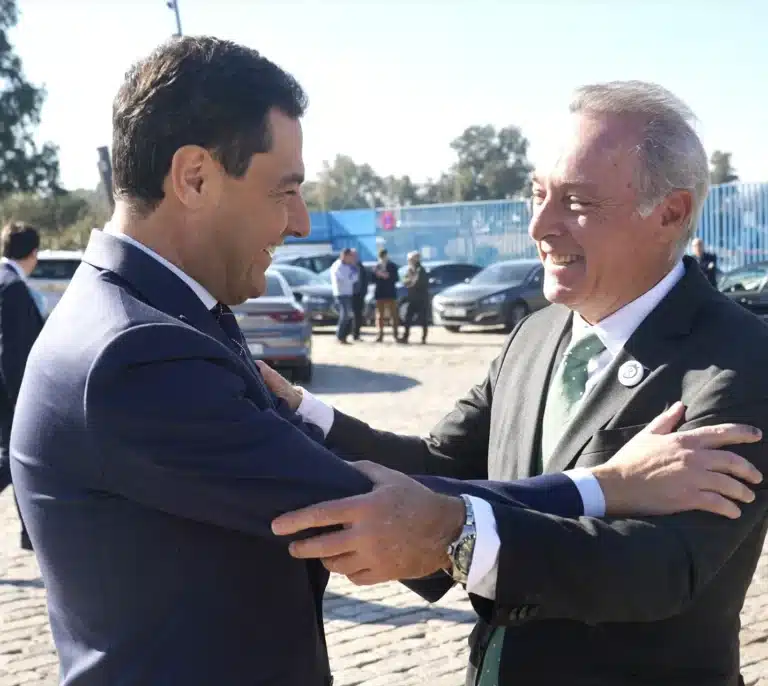 El PSOE de Andalucía arremete contra Moreno por dar 275.000 euros a José Manuel Soto