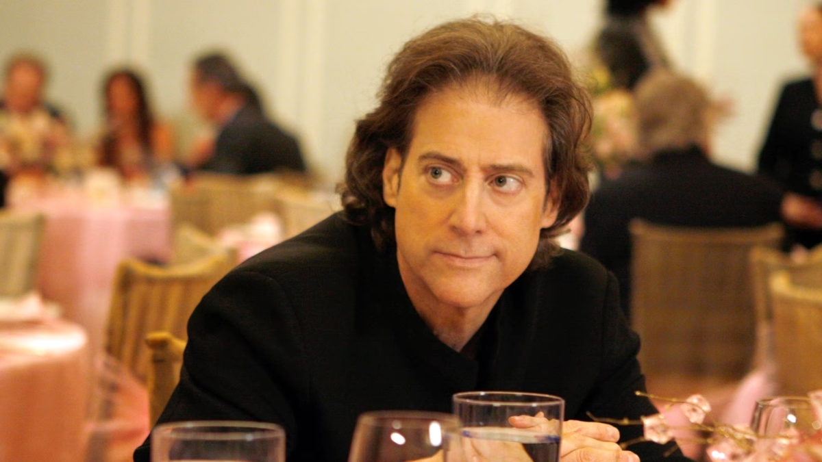 Muere la estrella de 'Curb Your Enthusiasm' Richard Lewis a los 76 años