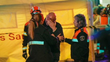 Localizado un décimo cuerpo dentro del edificio quemado de Valencia