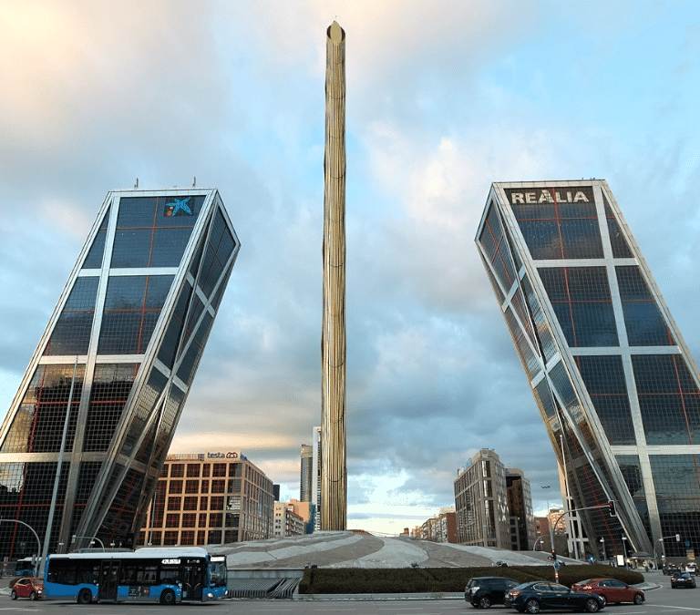 El Ayuntamiento de Madrid rechaza la petición de Vox de recuperar el movimiento del obelisco de Calatrava