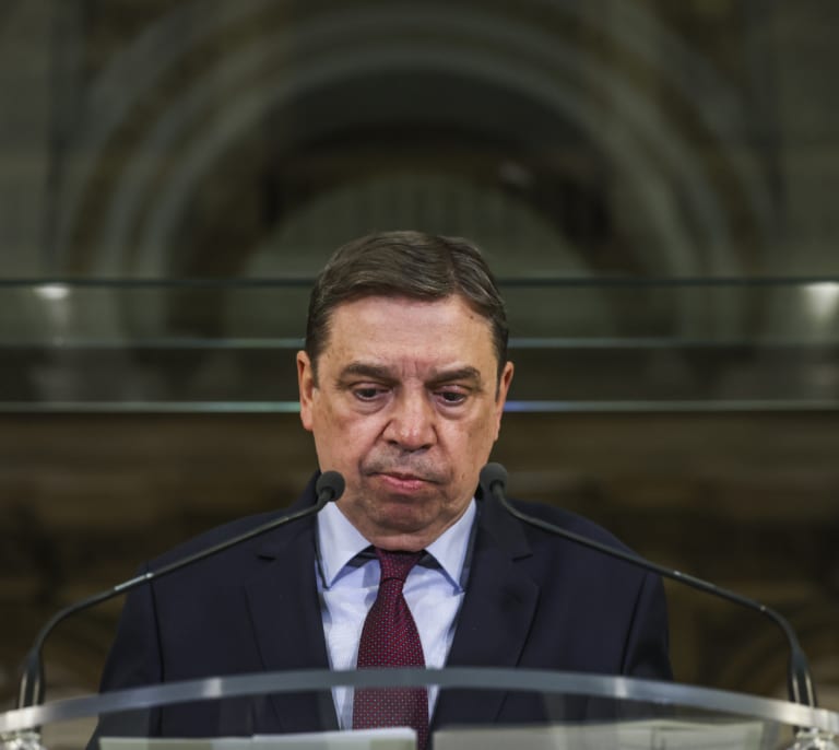 Las asociaciones agrarias mantienen las movilizaciones pese a las promesas de Planas