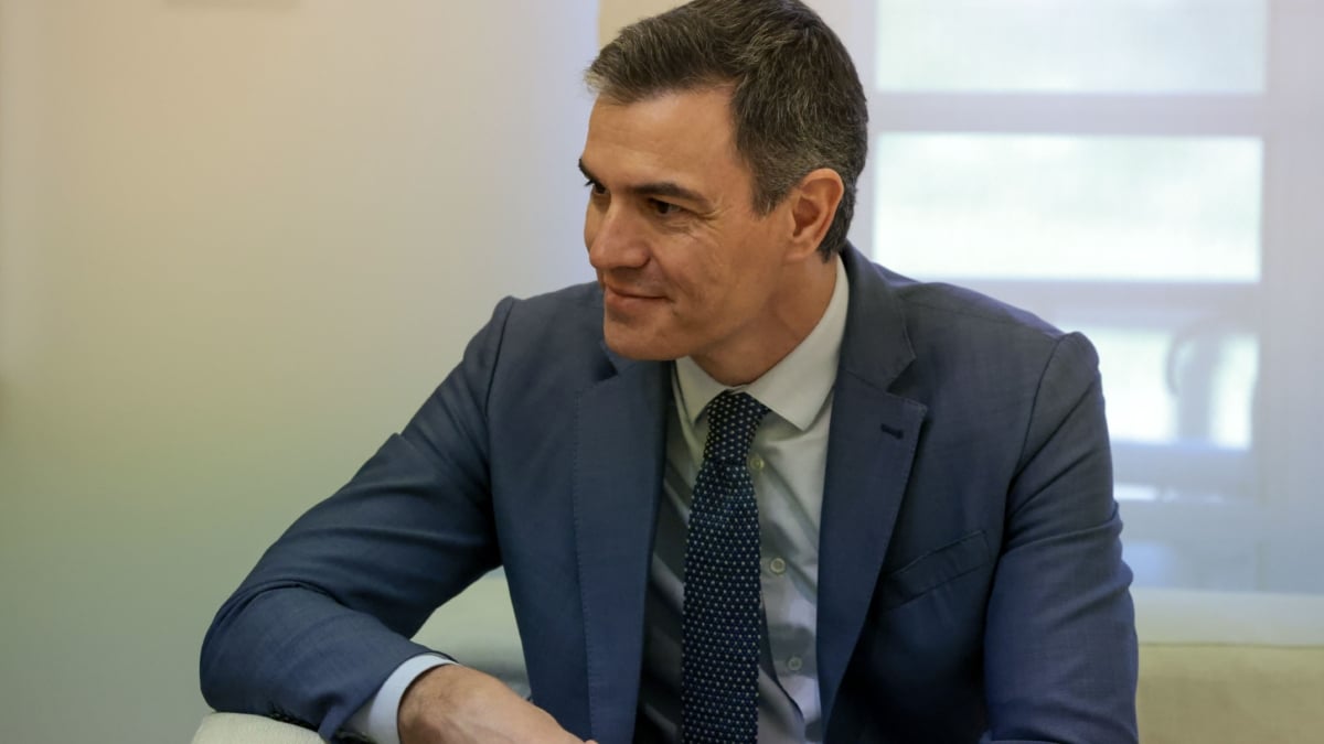 El presidente del Gobierno, Pedro Sánchez durante su encuentro con el ministro de Exteriores chino