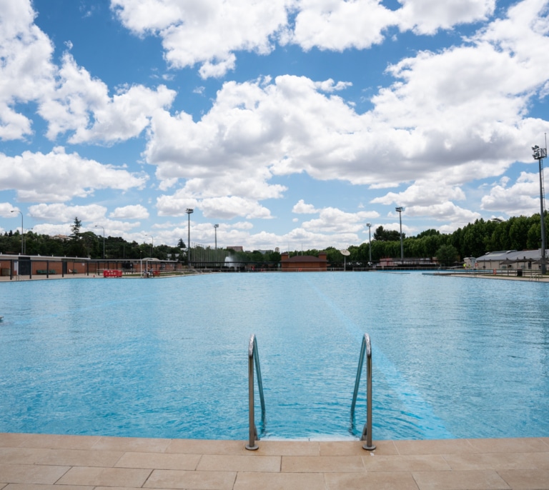 Abren las piscinas en Madrid 2024: horarios, precios y dónde están