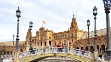 El Gobierno rechaza cerrar la Plaza de España de Sevilla para cobrar entradas y se enfrenta al Ayuntamiento