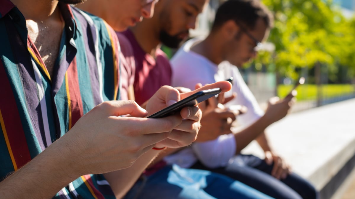 Claves para elegir el mejor 'smartphone' para niños y adolescentes