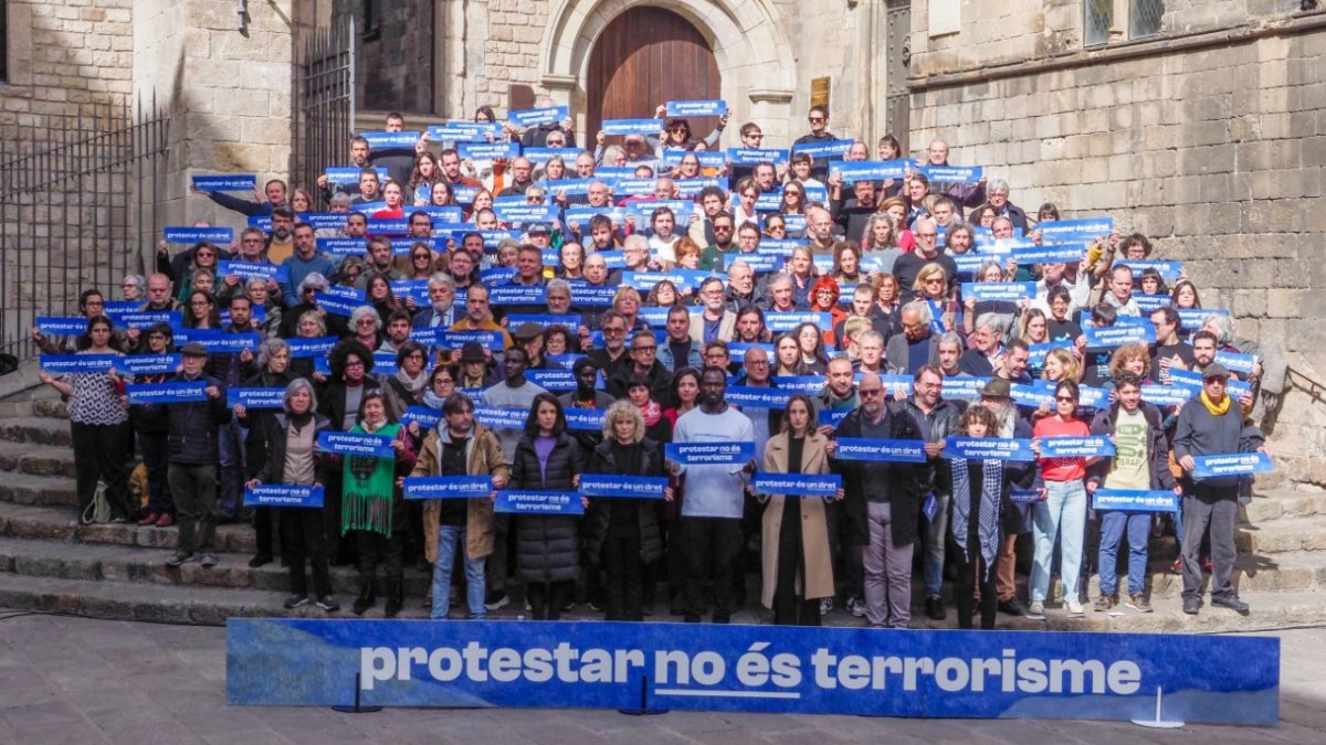 Évole, Buenafuente, o Llach entre los firmantes del manifiesto contra la instrucción de Tsunami