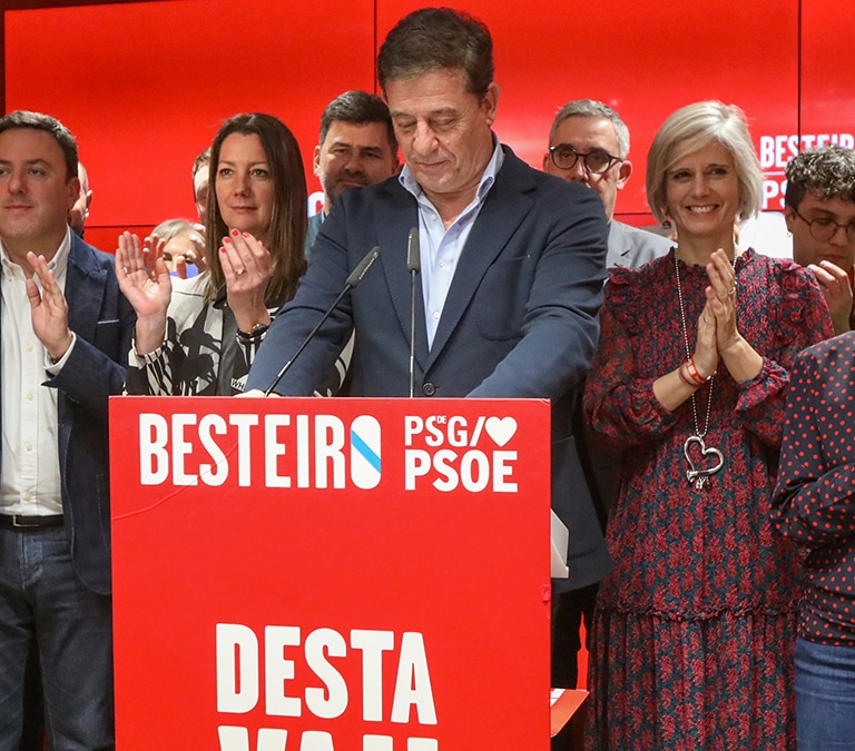 El PSOE se descalabra y agujerea aún más su suelo electoral en Galicia