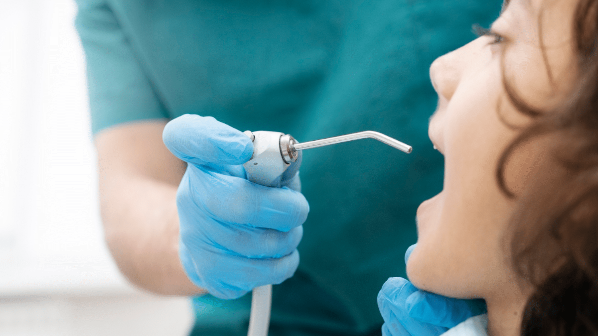Sanidad ha retirado productos odontológicos falsos