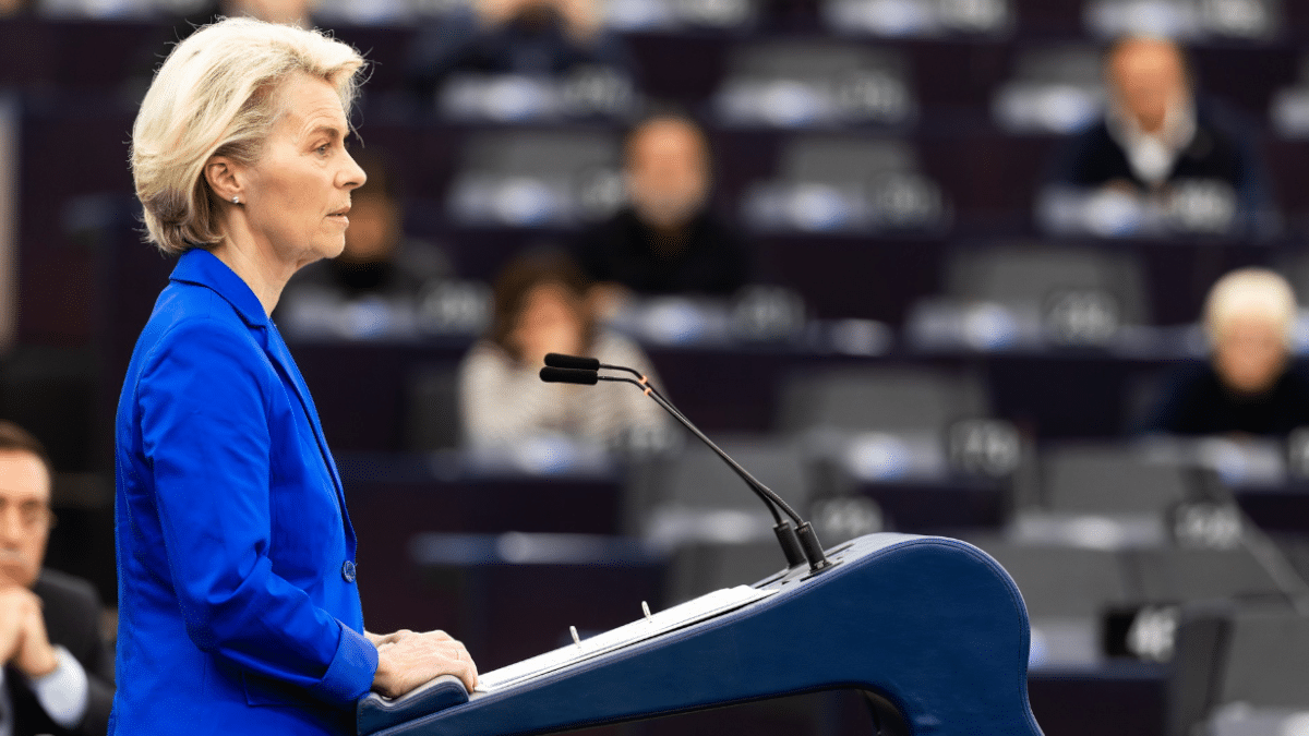 La presidenta de la Comisión Europea, Ursula von der Leyen, durante una sesión en el Parlamento Europeo.