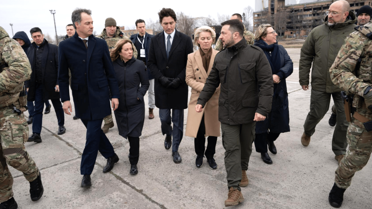 Zelenski, junto a Von der Leyen, Trudeau, Meloni y De Croo en Kiev.