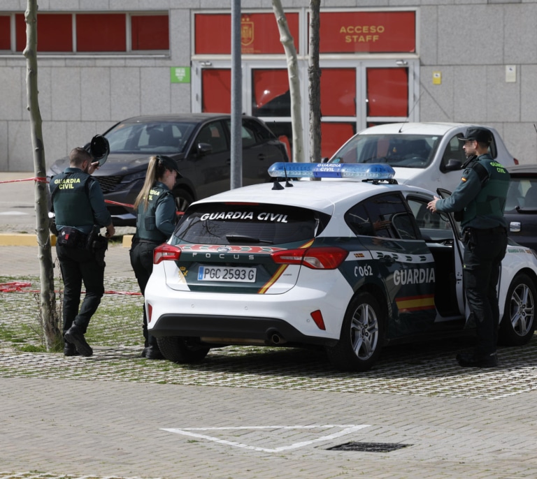 La UCO registra el domicilio de Rubiales, que hubiera sido detenido de estar en España