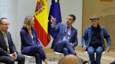 Sánchez lanza un aviso a sus socios y lleva al TC la iniciativa del Parlament para declarar la independencia