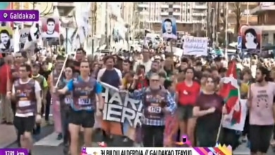 Portan la imagen de 'Txapote' y tres etarras junto a decenas de niños en la marcha por el euskera