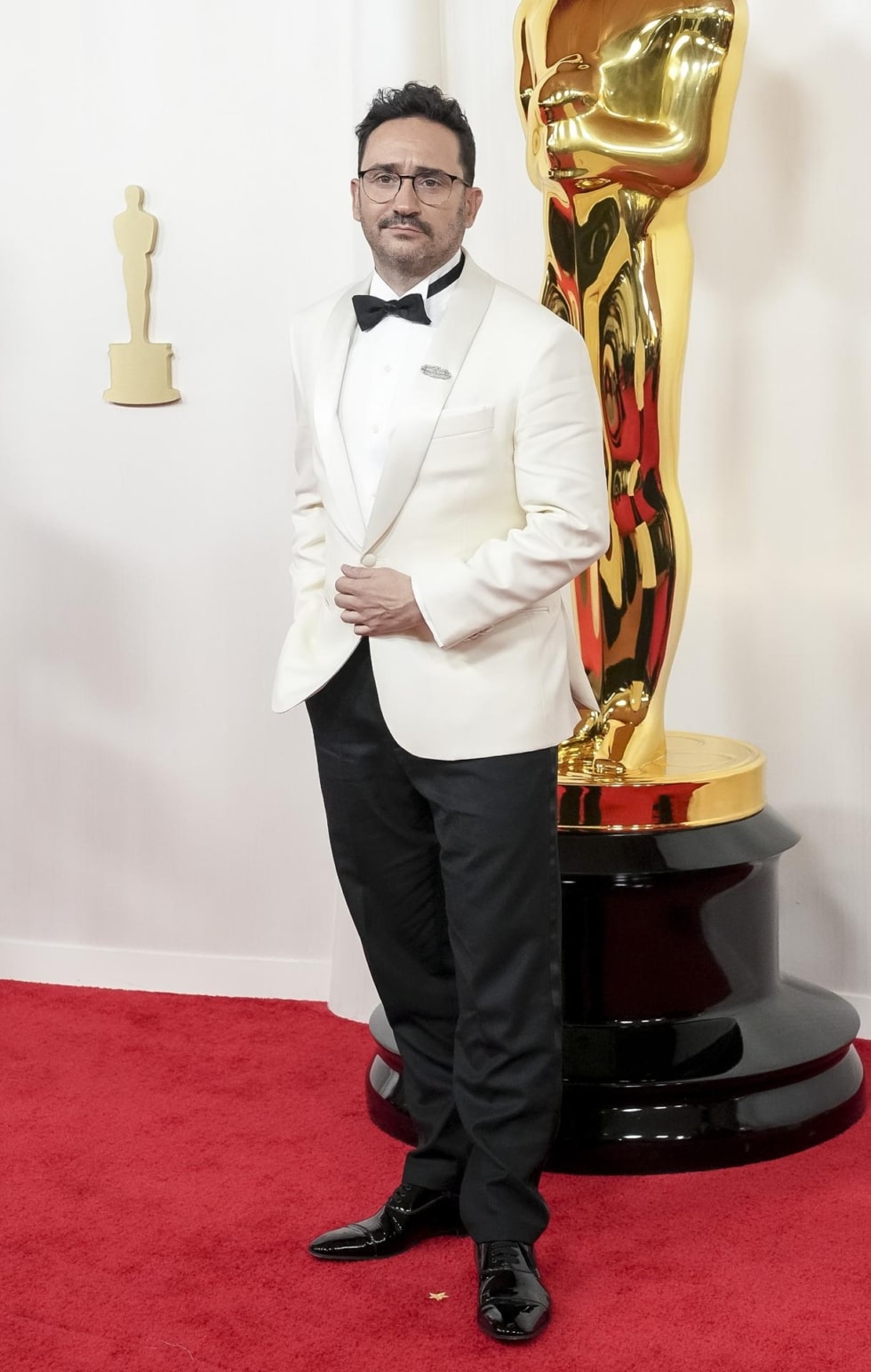 J.A. Bayona a su llegada a los premios Oscar.