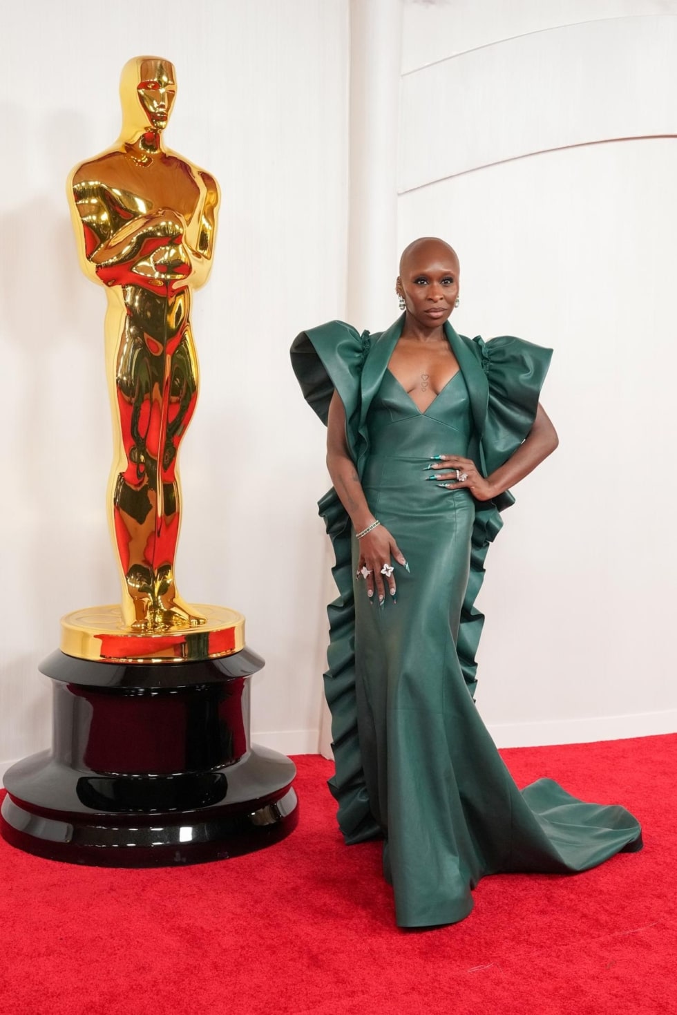 La actriz Cynthia Erivo es una de las presentadoras de la noche en los Oscar.