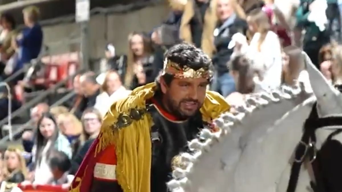 López Miras, durante la procesión