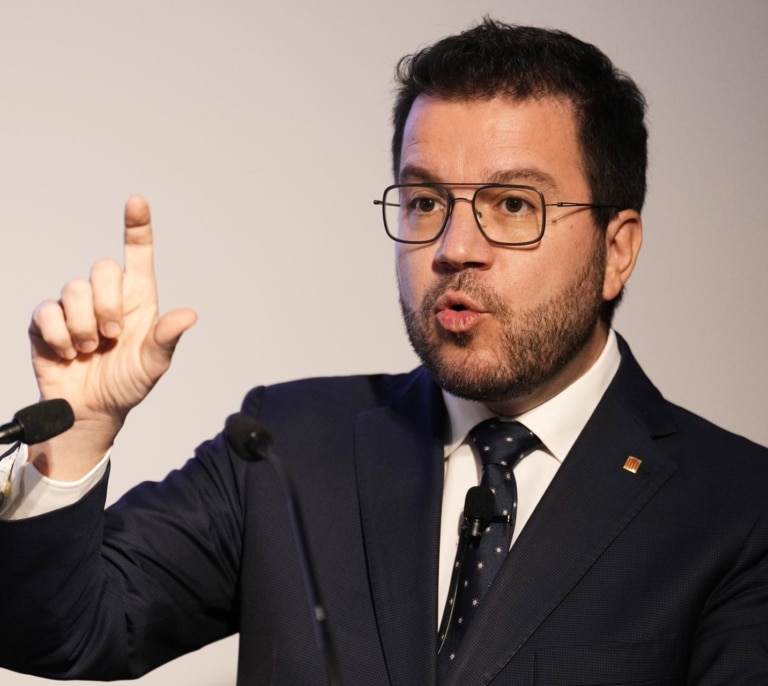 Aragonès propone un referéndum con esta pregunta: "¿Queréis que Cataluña sea un estado independiente?"
