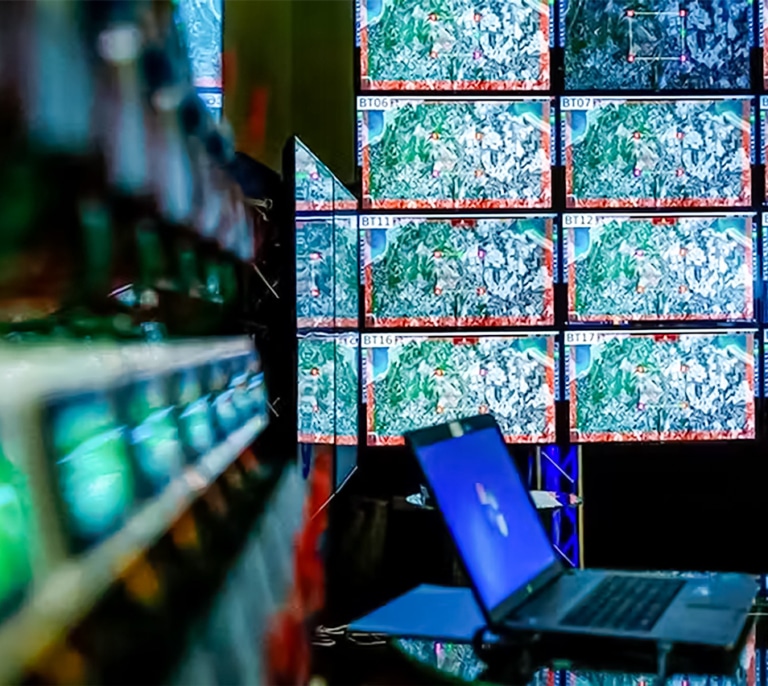 El 'nuevo acero' ofensivo de la guerra: "Un 'malware' puede constituir una amenaza tan seria como un misil o un torpedo"