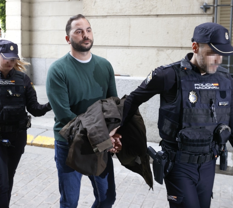 Antonio Tejado niega, entre lágrimas, haber participado en el asalto a la casa de María del Monte: "Mi tía lo sabe"