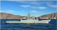 Dos patrulleros de la Armada monitorizan tres buques rusos detectados en aguas españolas