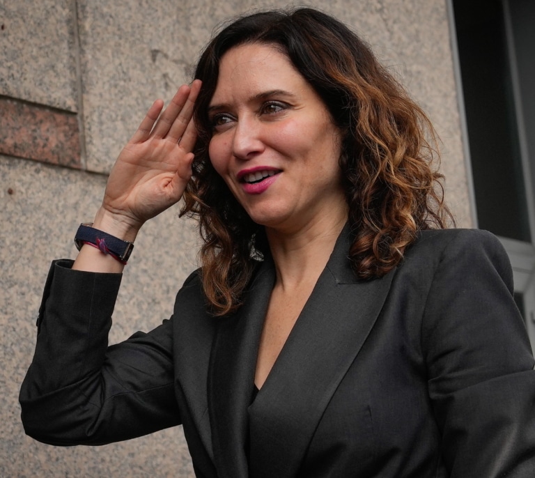 El novio de Ayuso y la mujer de Sánchez