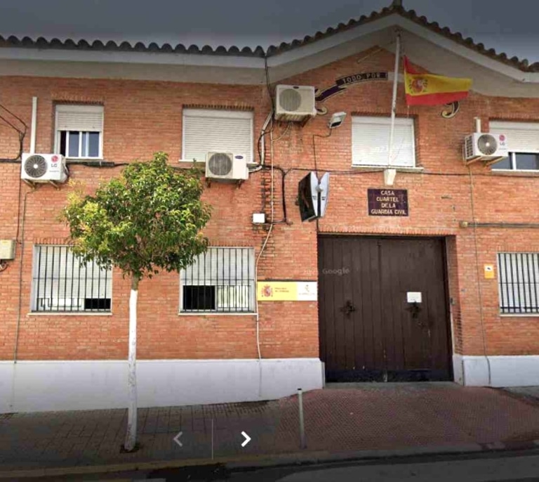 Nuevo intento de asalto y agresión en el cuartel de Barbate: "Os tenía que pasar como a los del puerto"