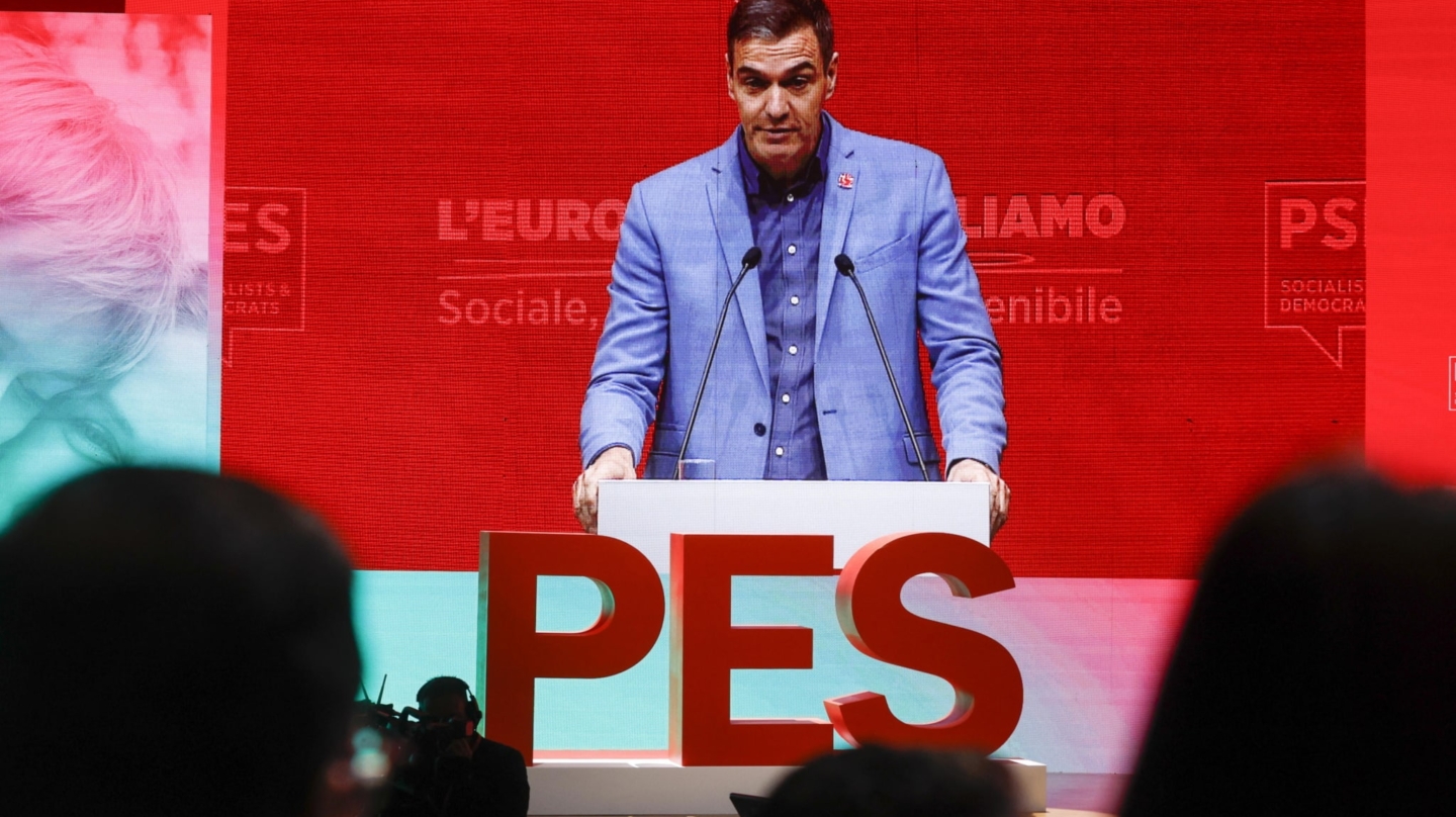 Rome (Italy), 02/03/2024.- Spanish Prime Minister Pedro Sanchez gives a speech during the Party of European Socialists (PES) Election Congress, in Rome, Italy, 02 March 2024. (Italia, Roma) EFE/EPA/FABIO FRUSTACI