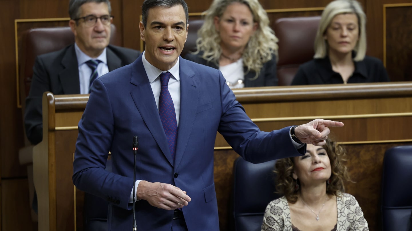 MADRID, 13/03/2024.- El presidente del Gobierno, Pedro Sánchez, interviene durante la sesión de control al Gobierno celebrada este miércoles en el Congreso. EFE/Chema Moya