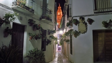 Descubre una de las calles más bonitas de Córdoba: la Calleja de las Flores