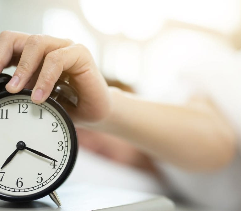 Cambio de hora 2024: ¿dormimos más o menos?