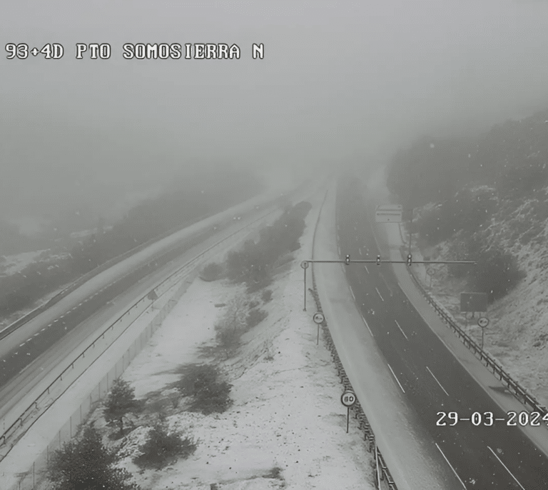 El temporal de nieve afecta a 34 carreteras de la red viaria