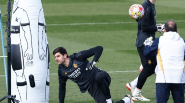 Courtois se retira llorando del entrenamiento con el menisco roto