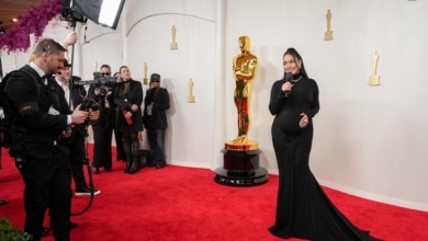 Un anuncio de embarazo, una caída, una pareja sorpresa... la alfombra roja de los Oscar