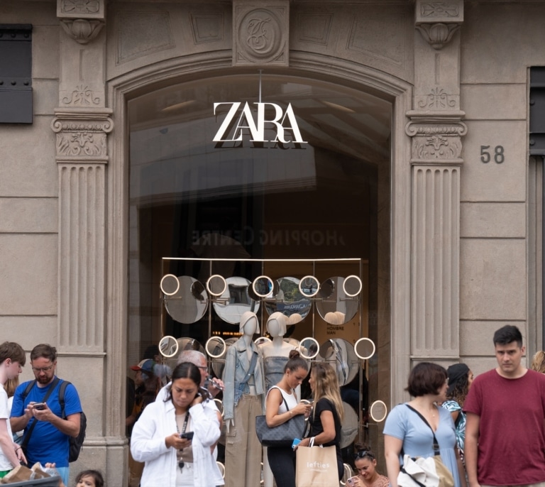 Zara vende un 10% más con casi 100 tiendas menos que hace un año