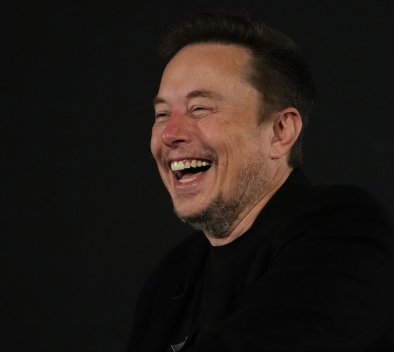 Elon Musk admite que cuando está bajo de ánimo toma la droga que mató a Matthew Perry