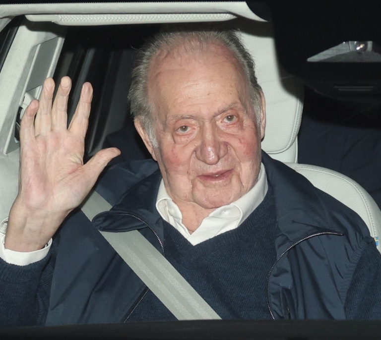 El rey emérito regresa a España tras la publicación de las memorias de Bárbara Rey