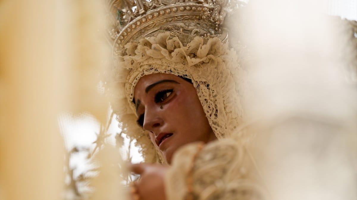 Roban la corona de la Virgen del Puerto junto a otras joyas en el Museo de la Catedral de Plasencia