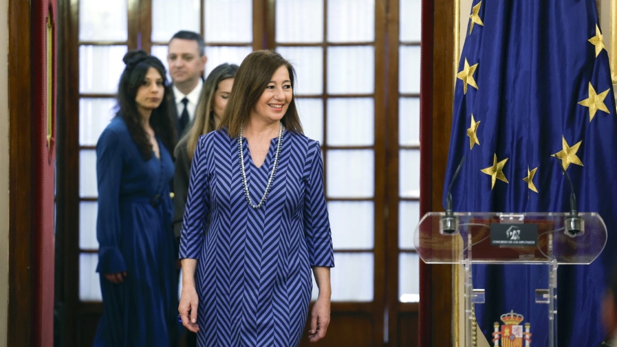 La presidenta del Congreso, Francina Armengol, participa en el acto conmemorativo del día Internacional de la Mujer este martes en el Congreso de los Diputados en Madrid.