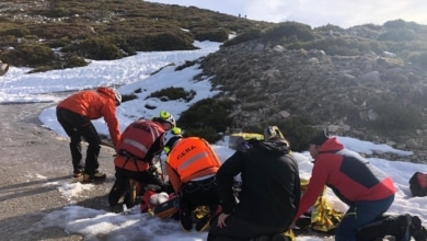 Así ha sido el rescate de un montañero herido en la Bola del Mundo