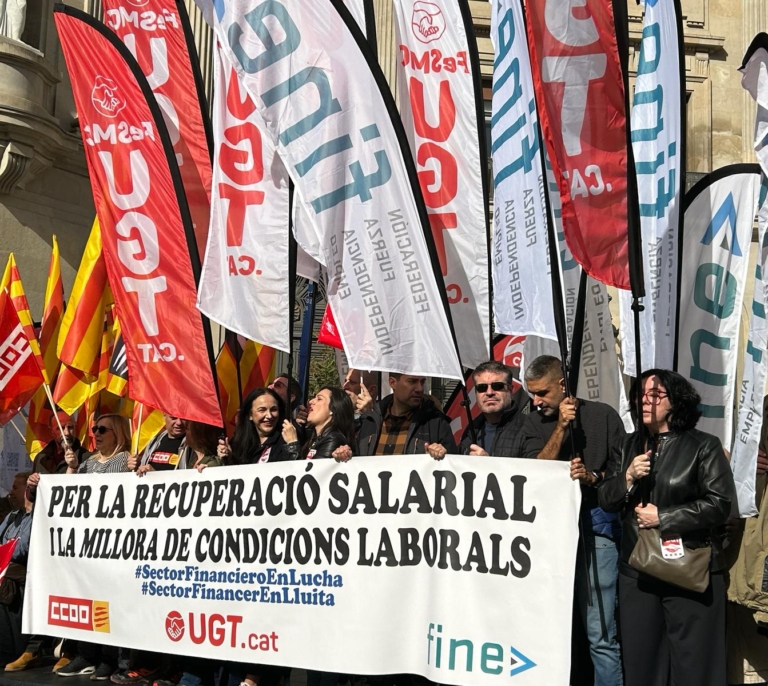 Los sindicatos cifran en más del 75% el seguimiento de la huelga de banca