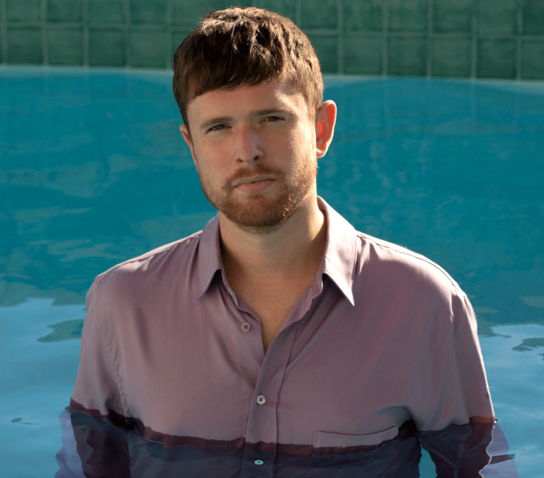 James Blake y su 'onlyfans' para músicos contra la dictadura de TikTok