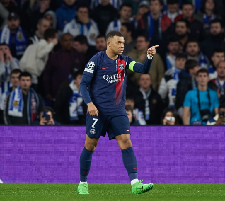 Mbappé aniquila a la Real Sociedad con un recital