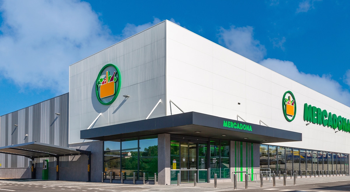 Exterior de un supermercado Mercadona en Portugal.