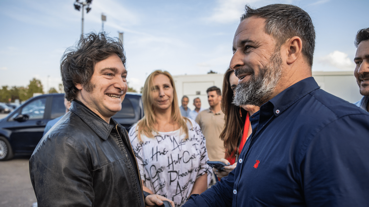 Javier Milei y Santiago Abascal en la convención de 2022 de Vox.