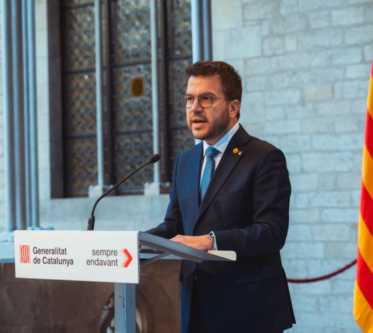 El CIS catalán da una leve ventaja a ERC sobre Junts, con victoria del PSC