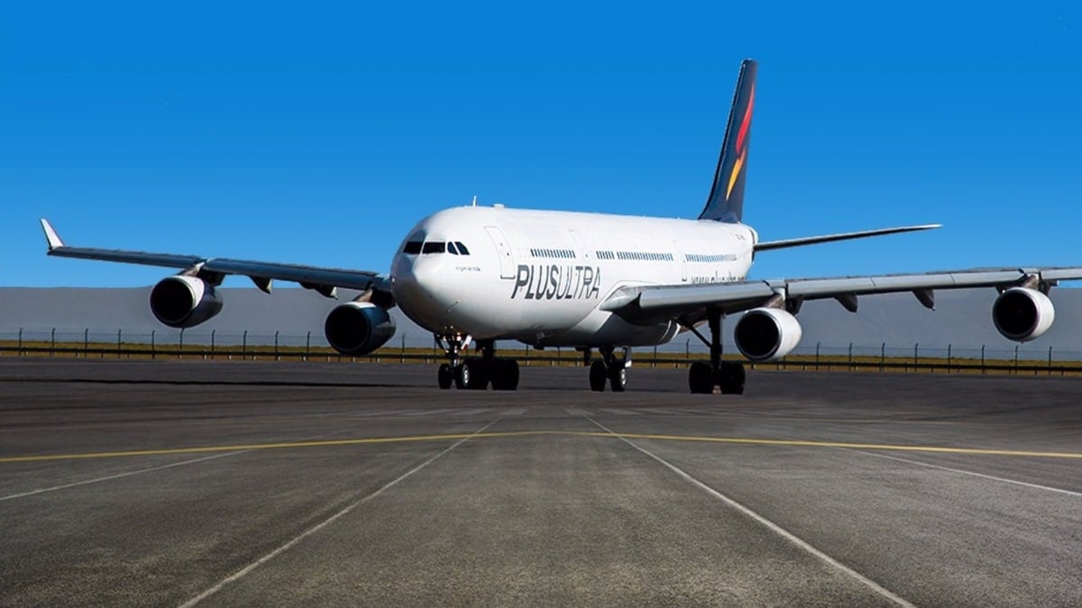 Un avión de Plus Ultra.