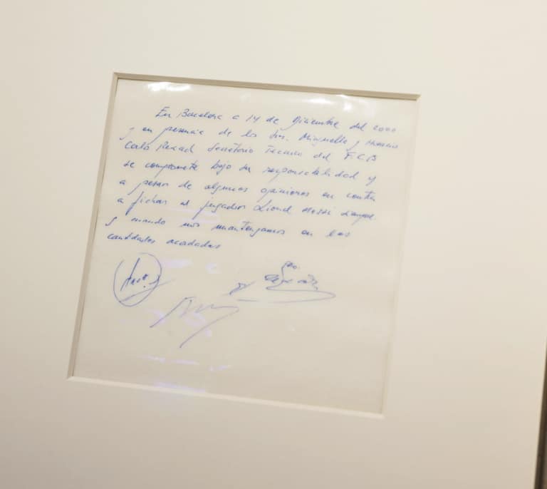 La servilleta con el primer contrato de Messi, a subasta por 351.000 euros