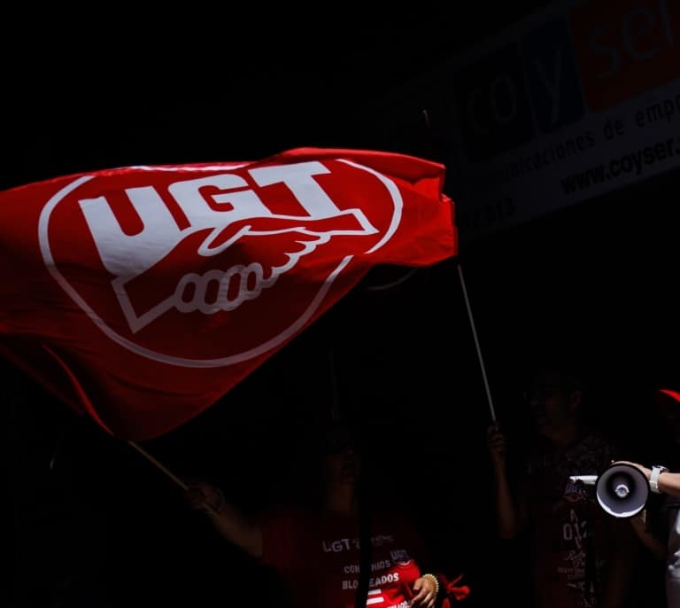 Una empleada de UGT demanda al sindicato por despedirla tras cederla ilegalmente a otras empresas