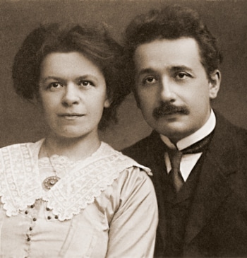 Ropa limpia, comida hecha y nada de sexo: las condiciones de Albert Einstein para no separarse de su mujer