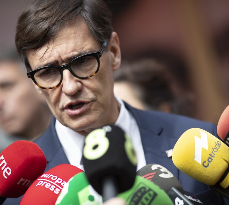 Los escenarios ideales del PSOE en las elecciones catalanas para consolidar la legislatura de Sánchez